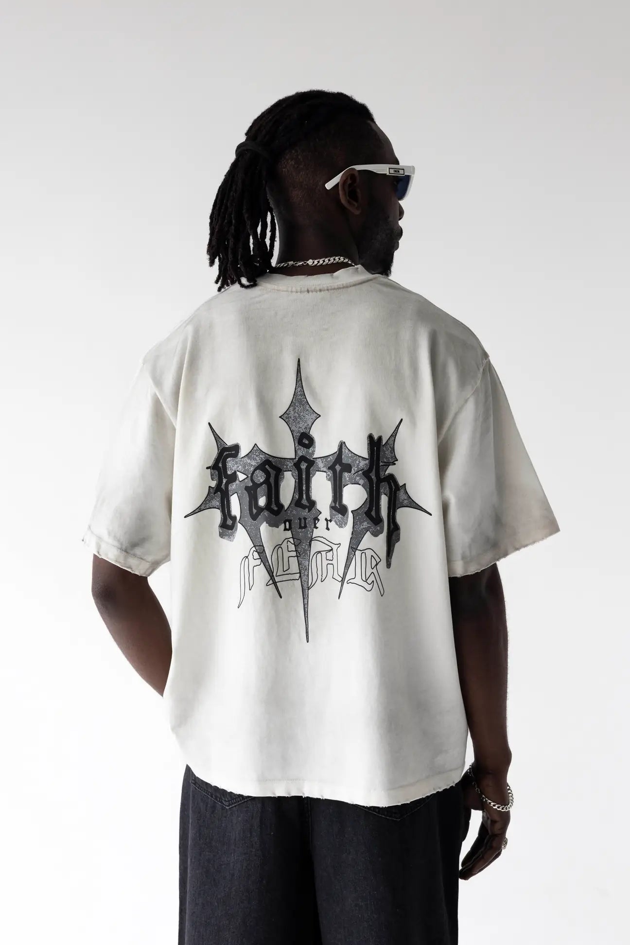 BLACK ISLAND
Oversized Graphic Printed T-Shirt 1987
